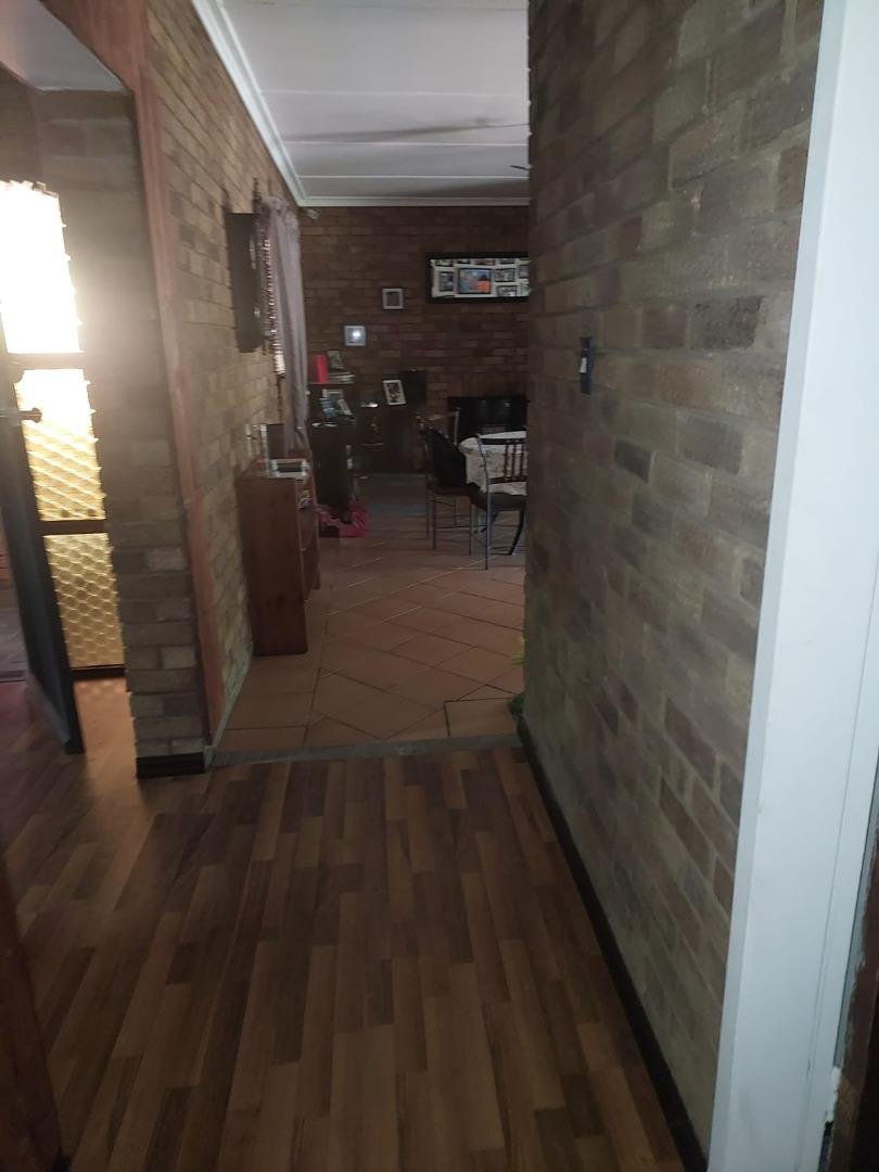 4 Bedroom Property for Sale in Lourenspark North West